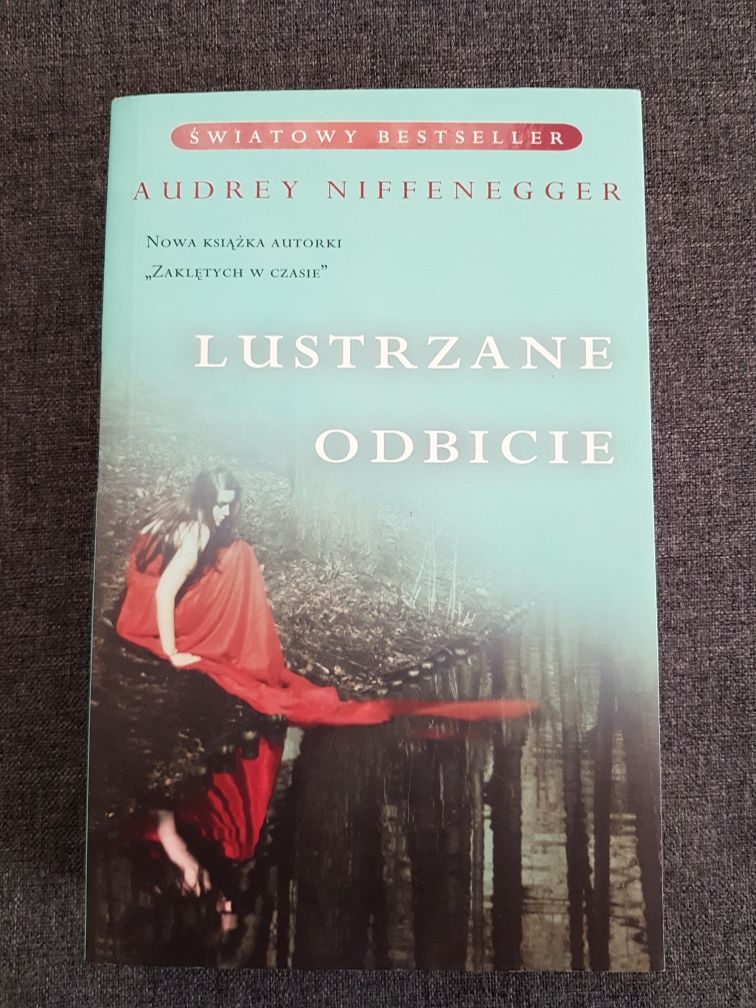 Lustrzane odbicie A. Niffenegger