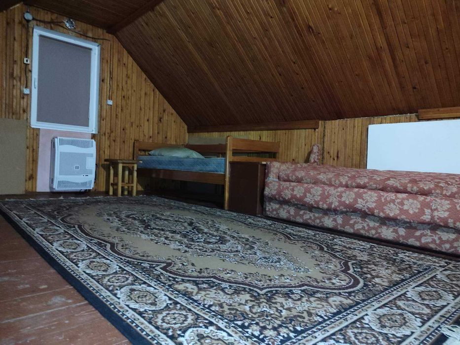 Здається в оренду будинок в Оболонському районі