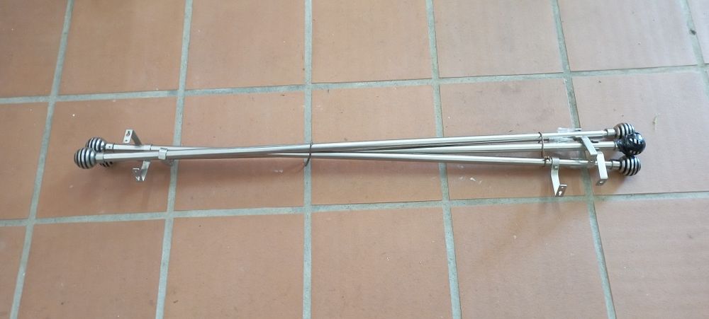 Varões para cortinados