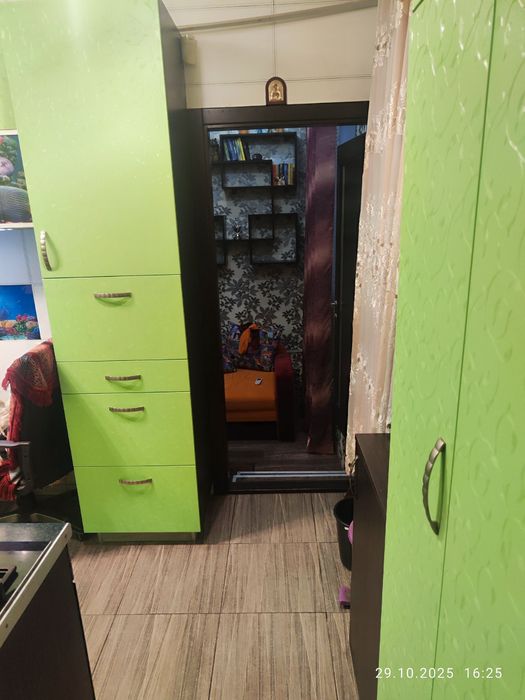 Слача комнаты с хозяйкой