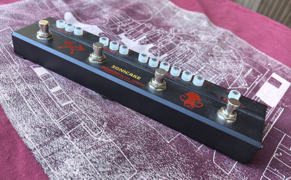 Multiefekt gitarowy SONICAKE Black Hammer