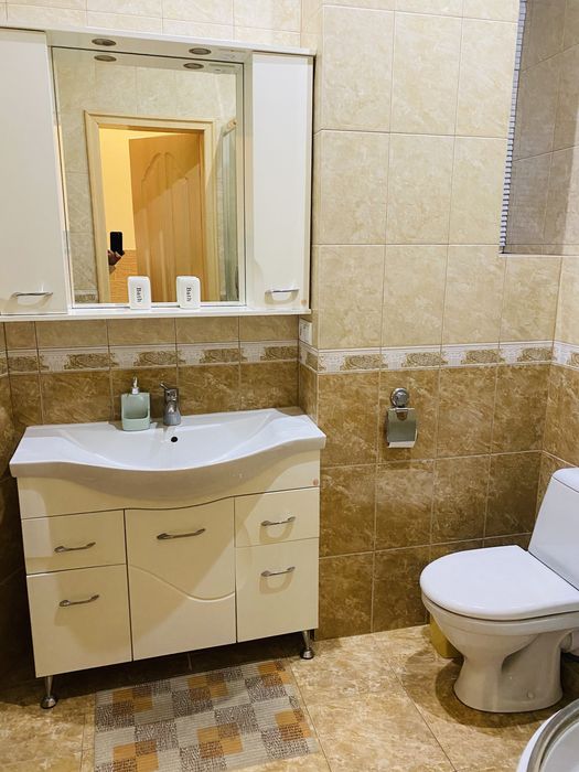 2-кімн. квартира у центрі Львова, вул.Грушевського, власник.