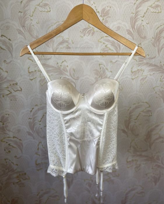 Корсет весільний айворі білизна на ранок нареченої пеньюар triumph