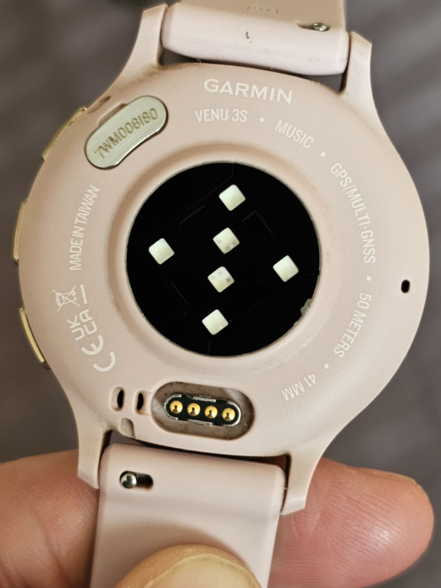 Garmin Venu 3S Gold Rose