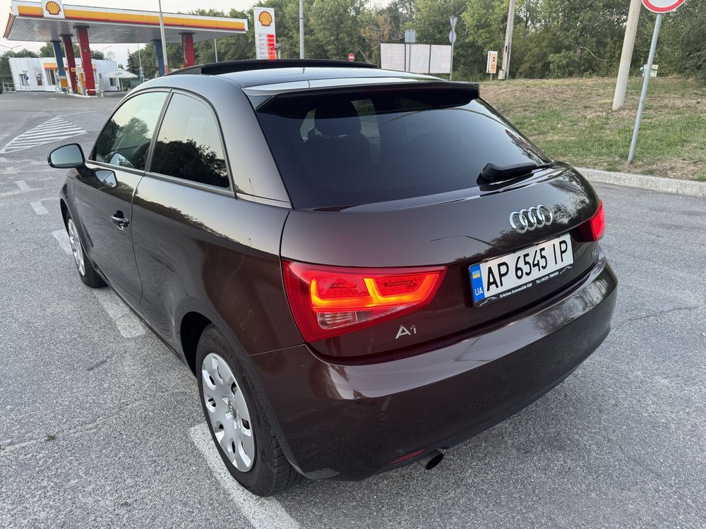 Audi A1 2012 1.6 TDI Avtomat ! New!