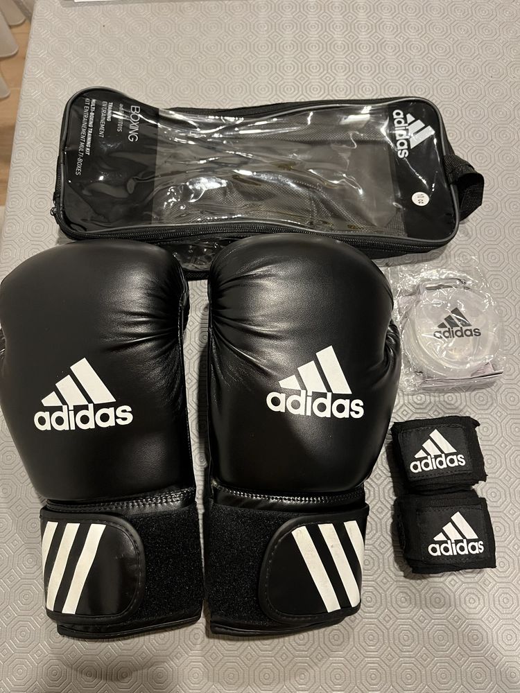 Kit luvas de boxe com fitas e boqueira 10 oz - Adidas