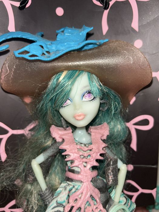 Monster high- Vandala COMPLETA!!