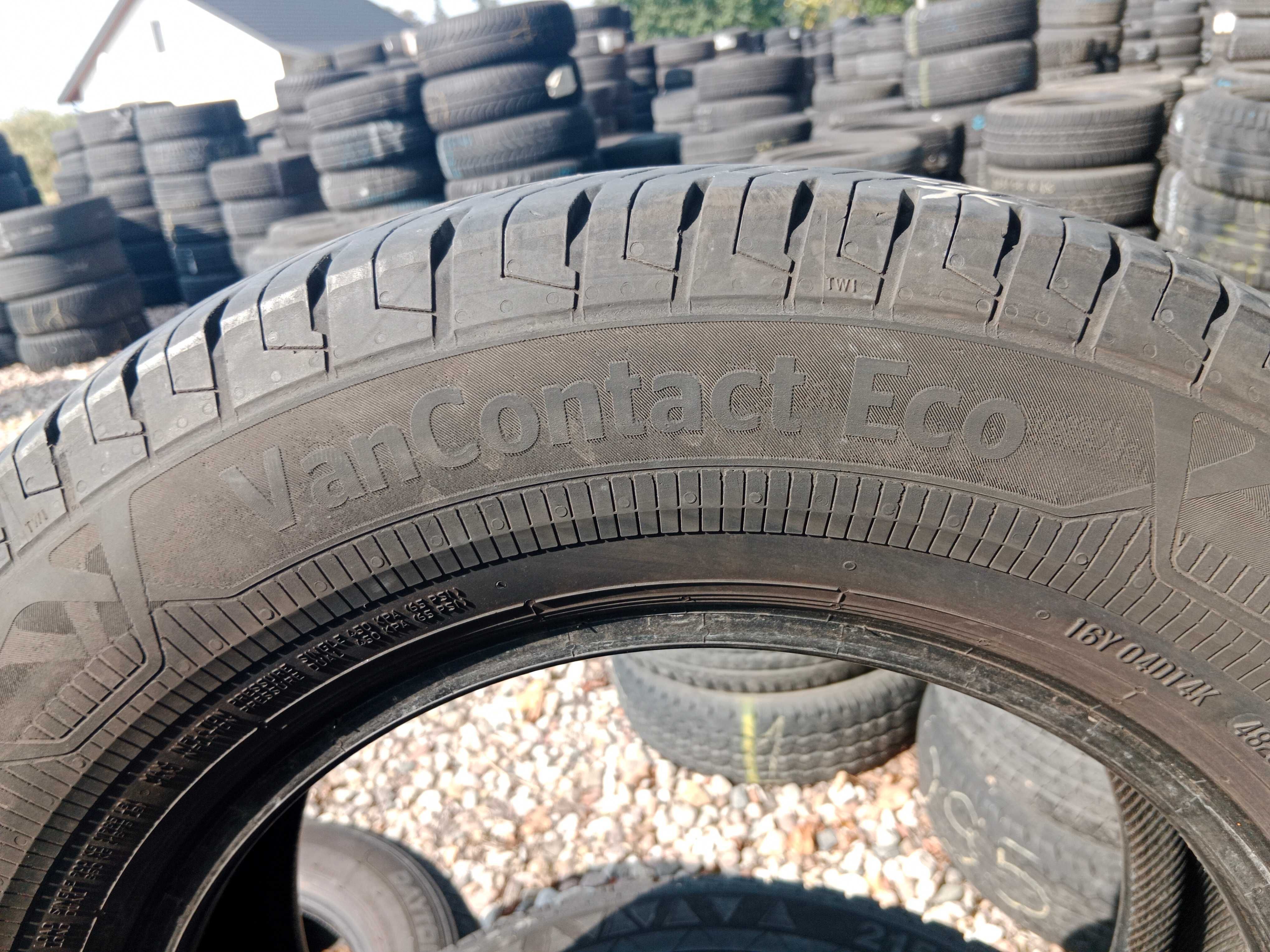 Opona używana letnia 215/65R15C Continental VanContact Eco 1szt.