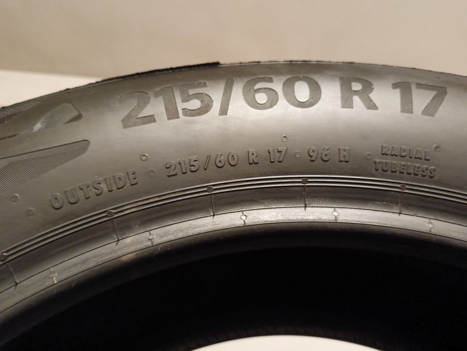 Opony letnie Premium Continental EcoContact 6 215/60/R17