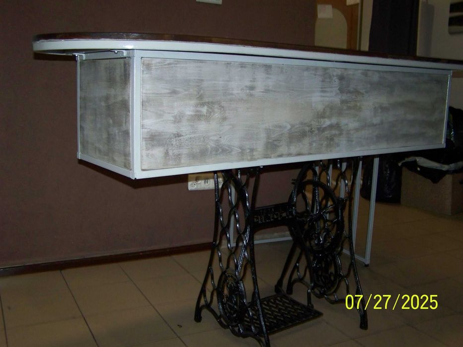 Lada narożna do sklepu, baru  lub innego lokalu ( biurko narożne)