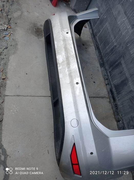 Zderzak tył volkswagen Touran 5Ta