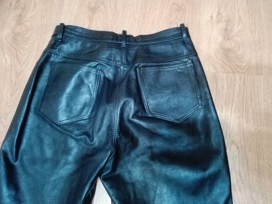 Sprzedam spodnie ze skóry