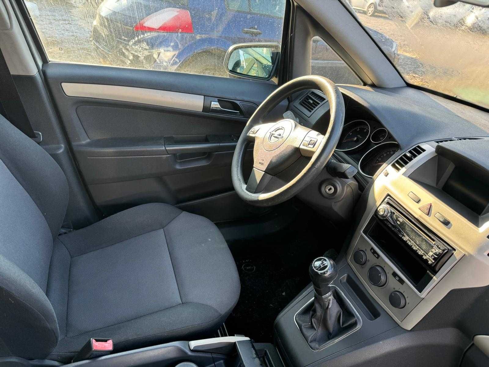 Zafira 1.9d  Posiadam  inne  auta  z  włoch  całe  i uszkodzone