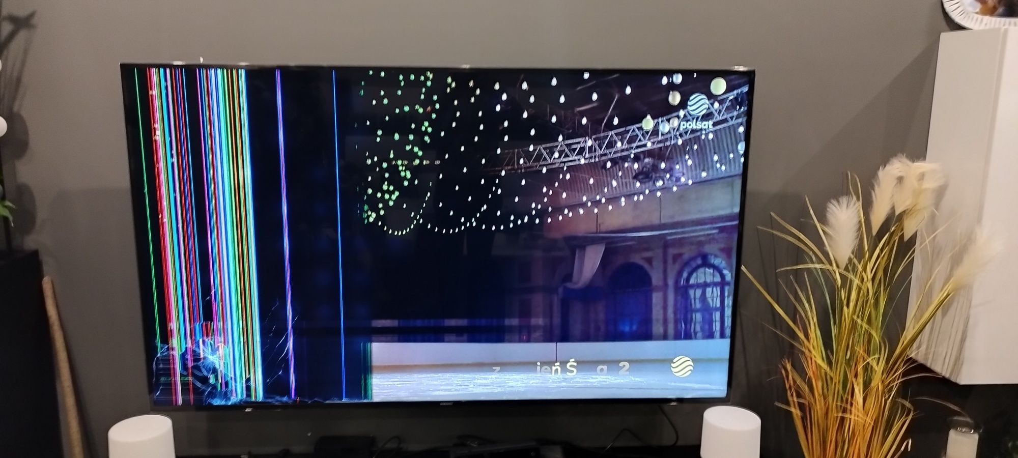TV Samsung 75" uszkodzona matryca