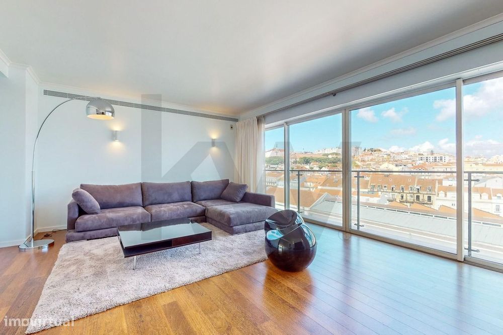 unique Penthouse T3 Alcântara Rio, Lisbon