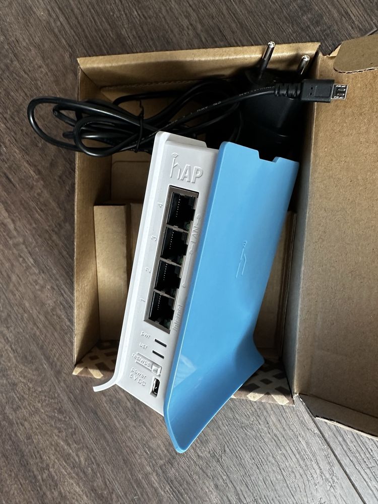 Роутер MikroTik hAP Lite 5v (100мбіт)