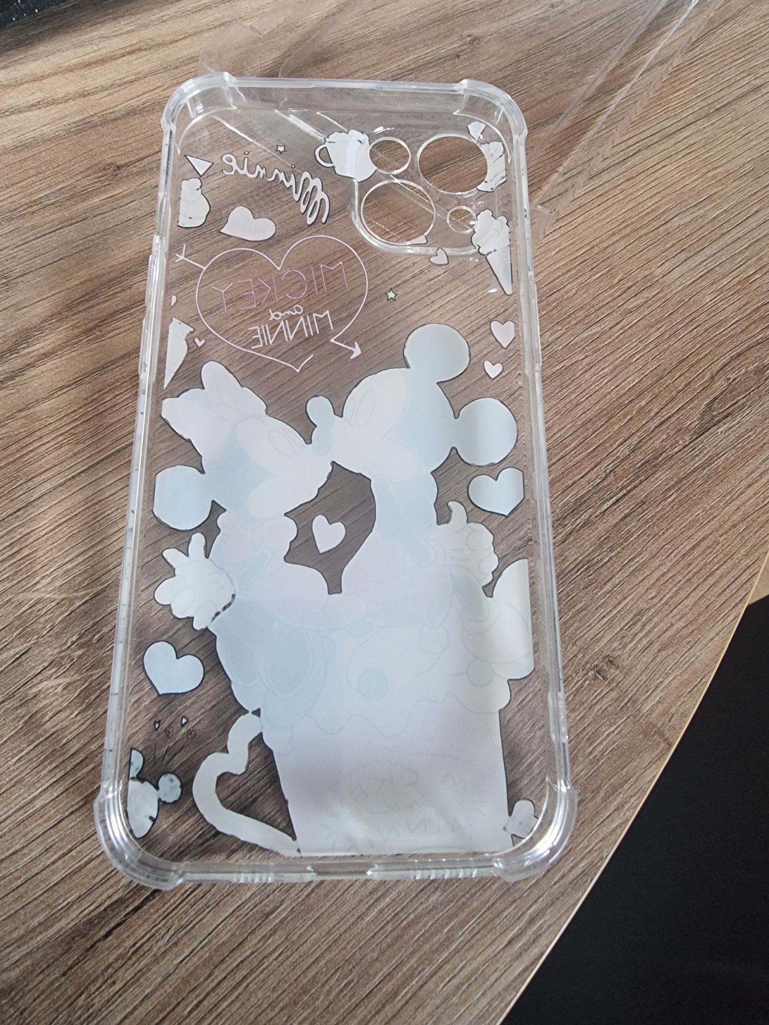 Etui do iPhone 13