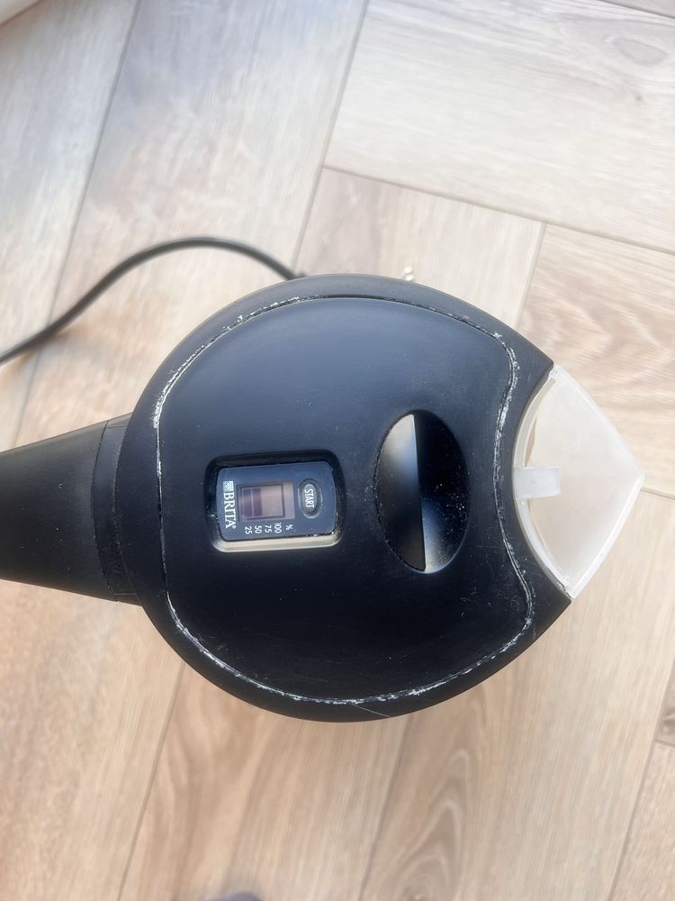 Czajnik RUSSELL HOBBS Purity