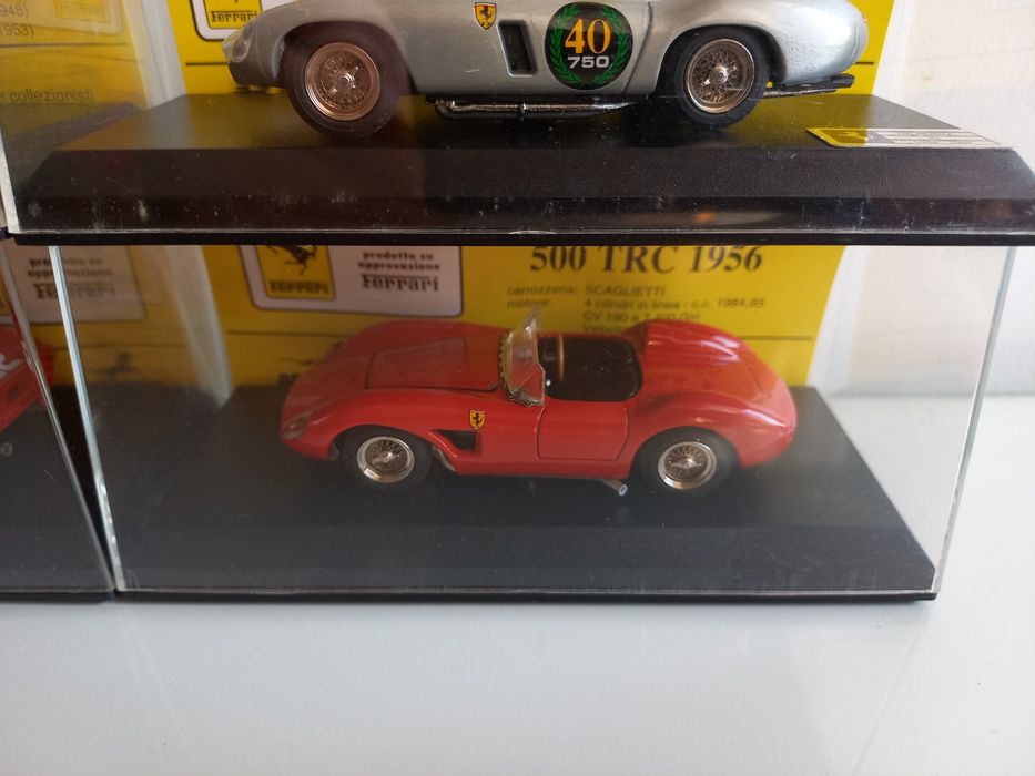 Miniaturas carros Ferrari escala 1:43