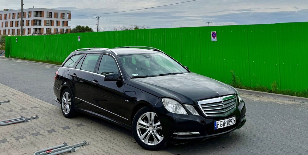 Mercedes-Benz E200 CDI • 2.2 Diesel • 136 KM • 2010 • Kombi / Zamiana