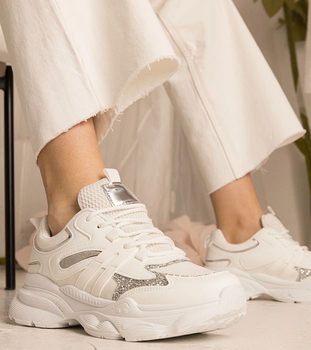 Białe sneakersy damskie sportowe z brokatem Maleda