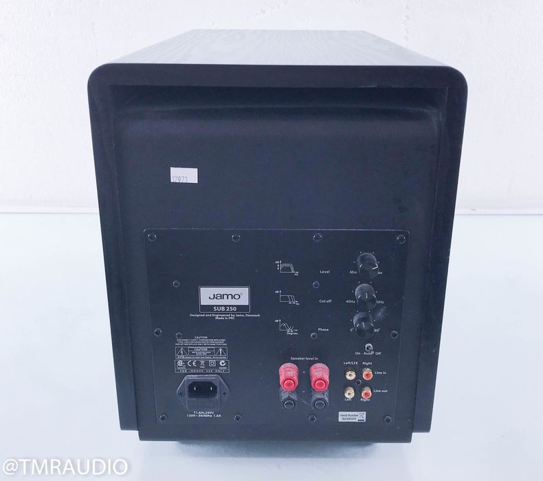 сабвуфер Jamo SUB 250
