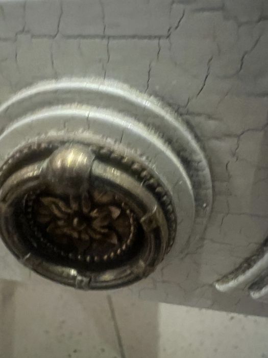 Komodki w stylu secesyjnym