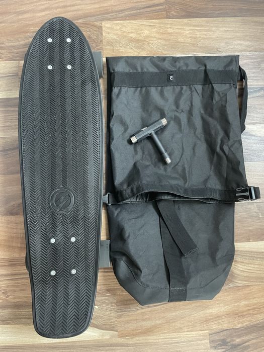 Deskorolka Cruiser Big Yamba 120 + pokrowiec + klucz