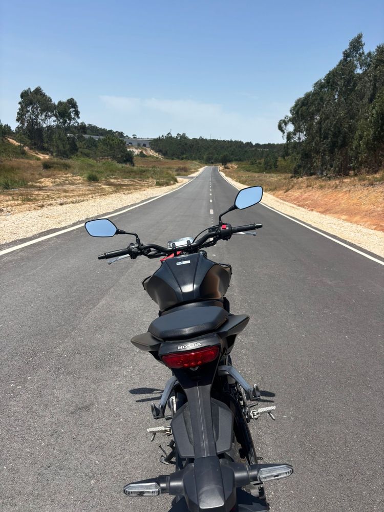 Honda CB 125r 2023