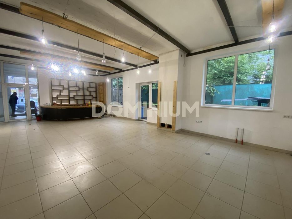 Комерційна пропозиція!! Оренда приміщення в центрі Хуста!