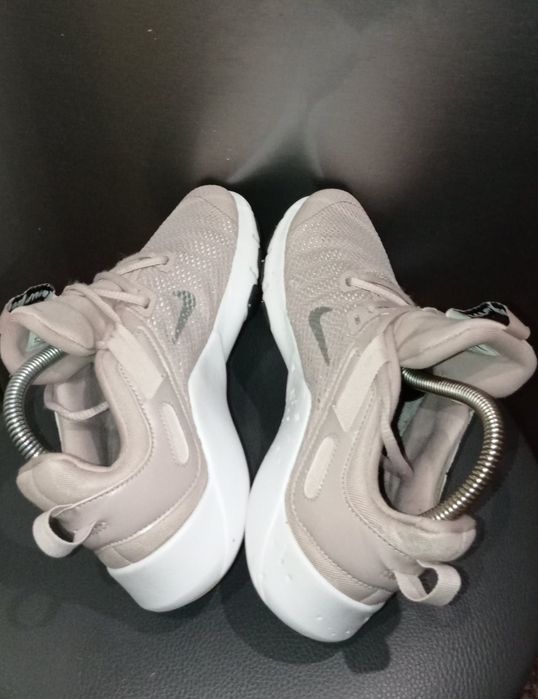 Кросівки фірми Nike ( Training) 38.5 розміру