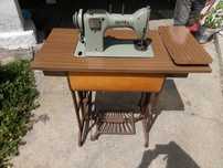 Máquina de Costura OLIVA