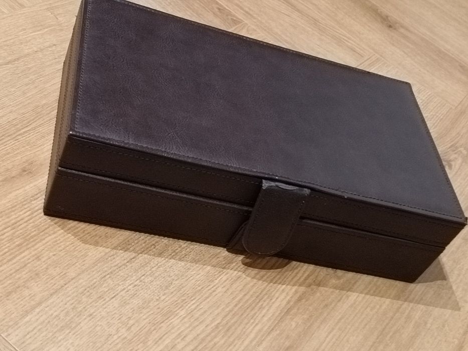 Szkatułka / pudełko na zegarki – ciemnobrązowa