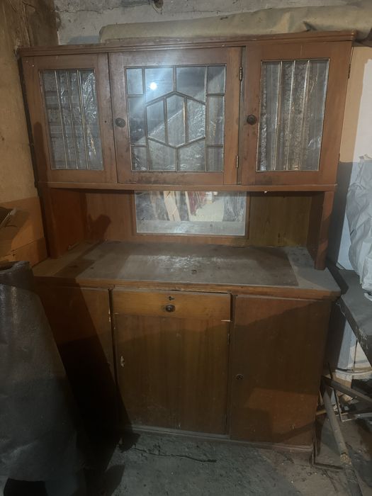 Вінтажний бюфет безкоштовно