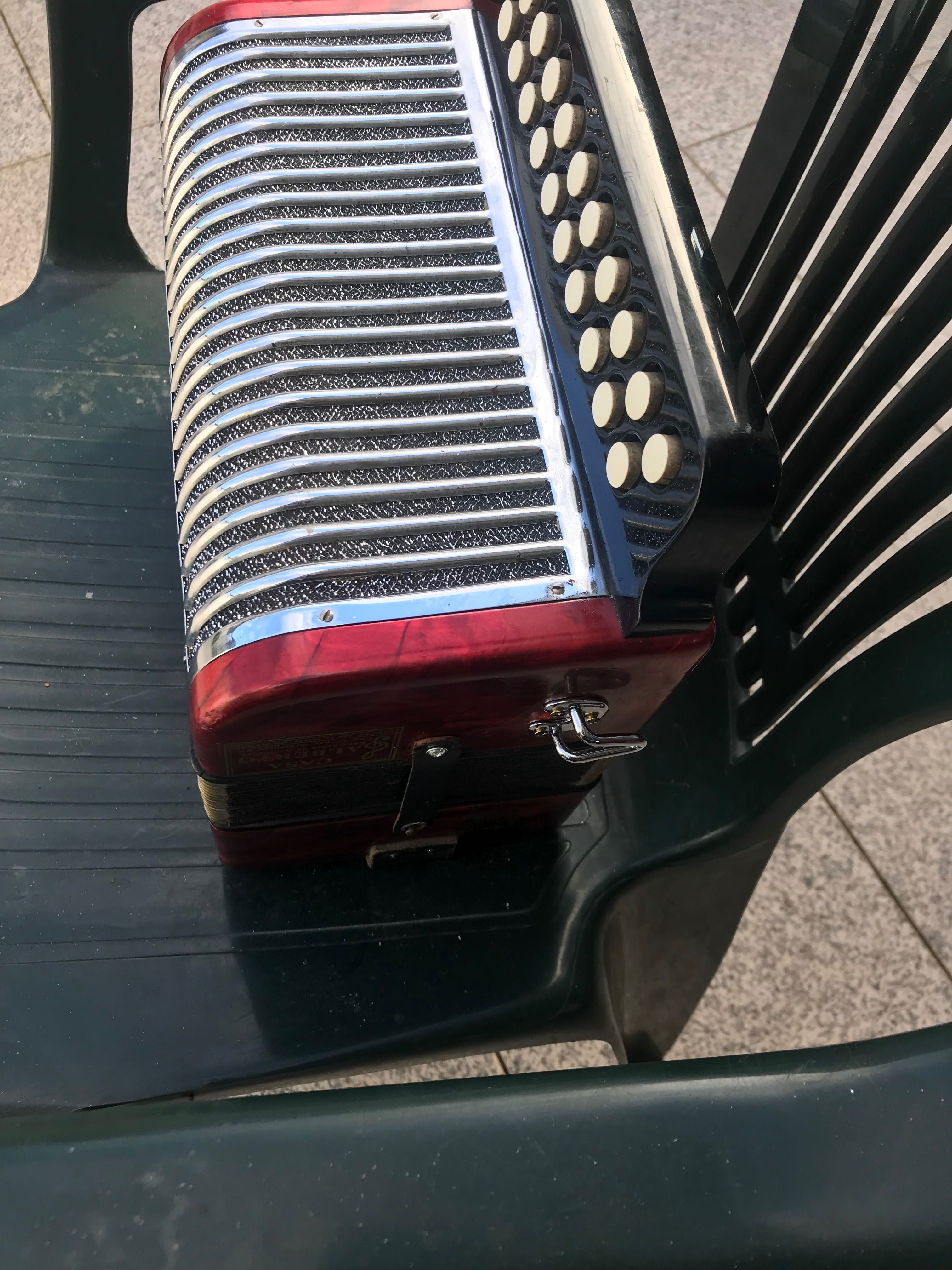 Vendo concertina Da Marca HOHNER muito rara ERICA