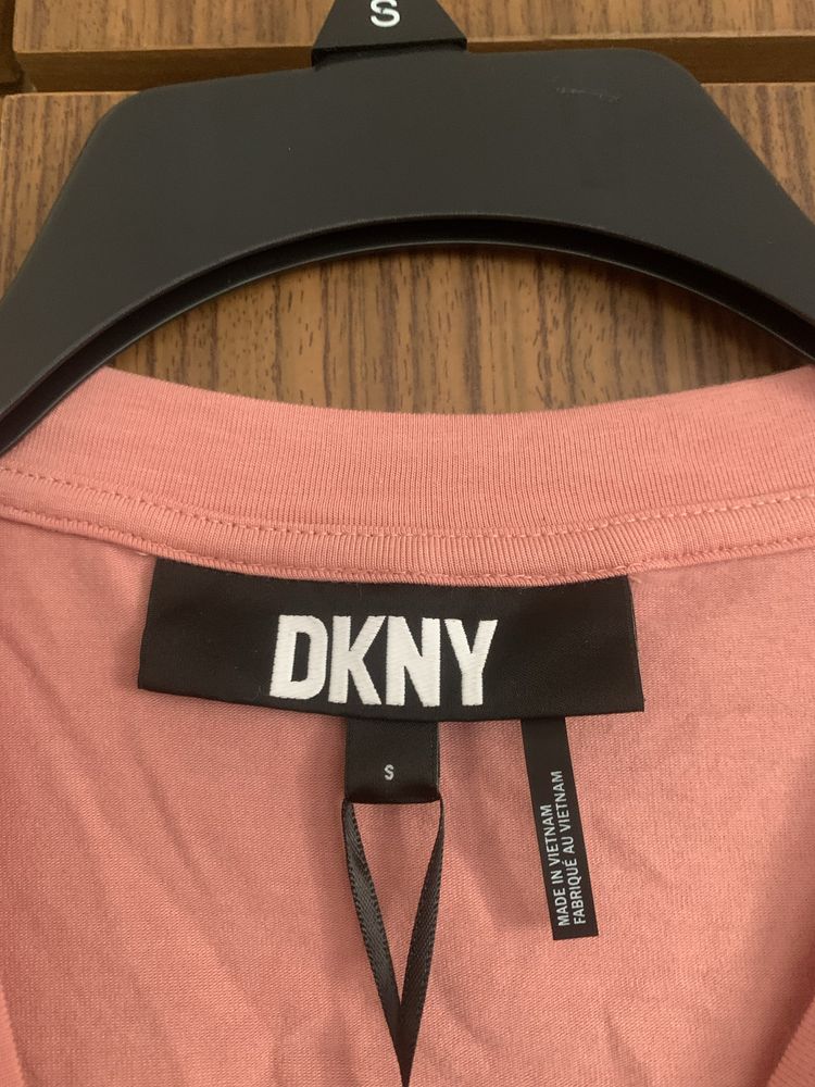 Bluzka firmy DKNY