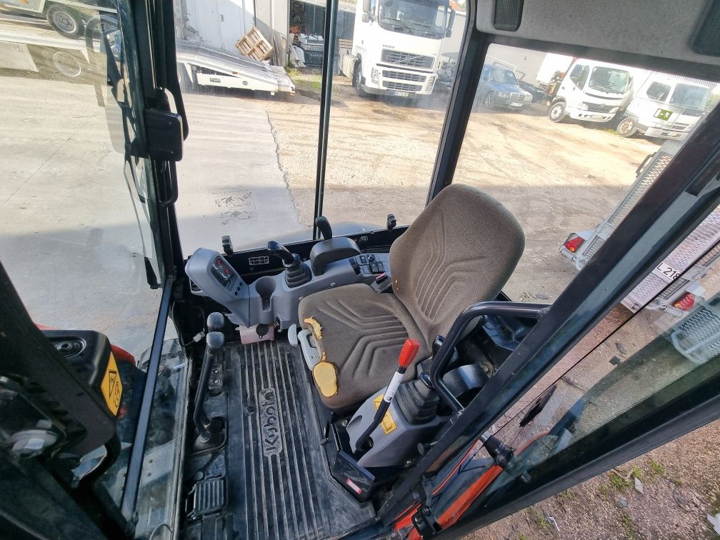 Kubota U27- 2018