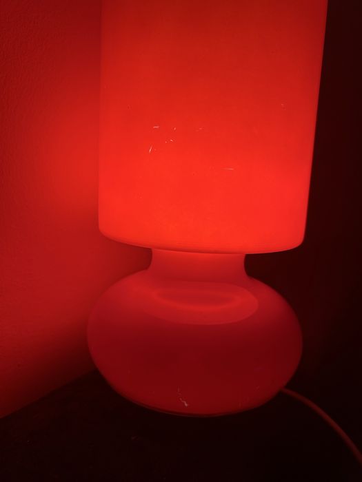 Ikea lykta czerwona lampa