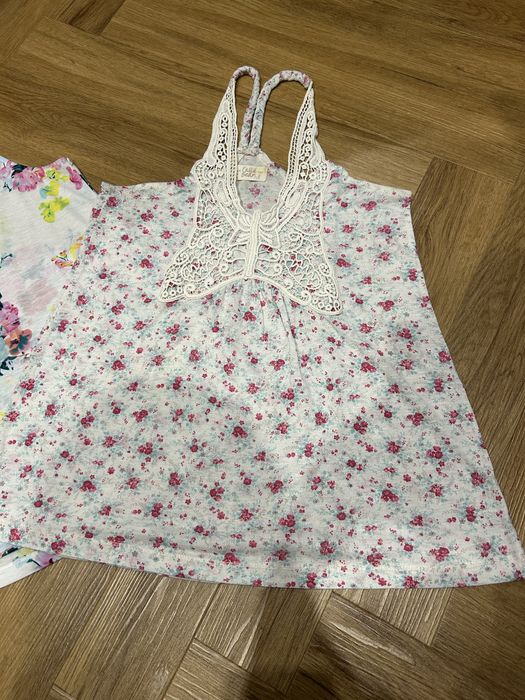 Bluzki damskie na lato w kwiaty