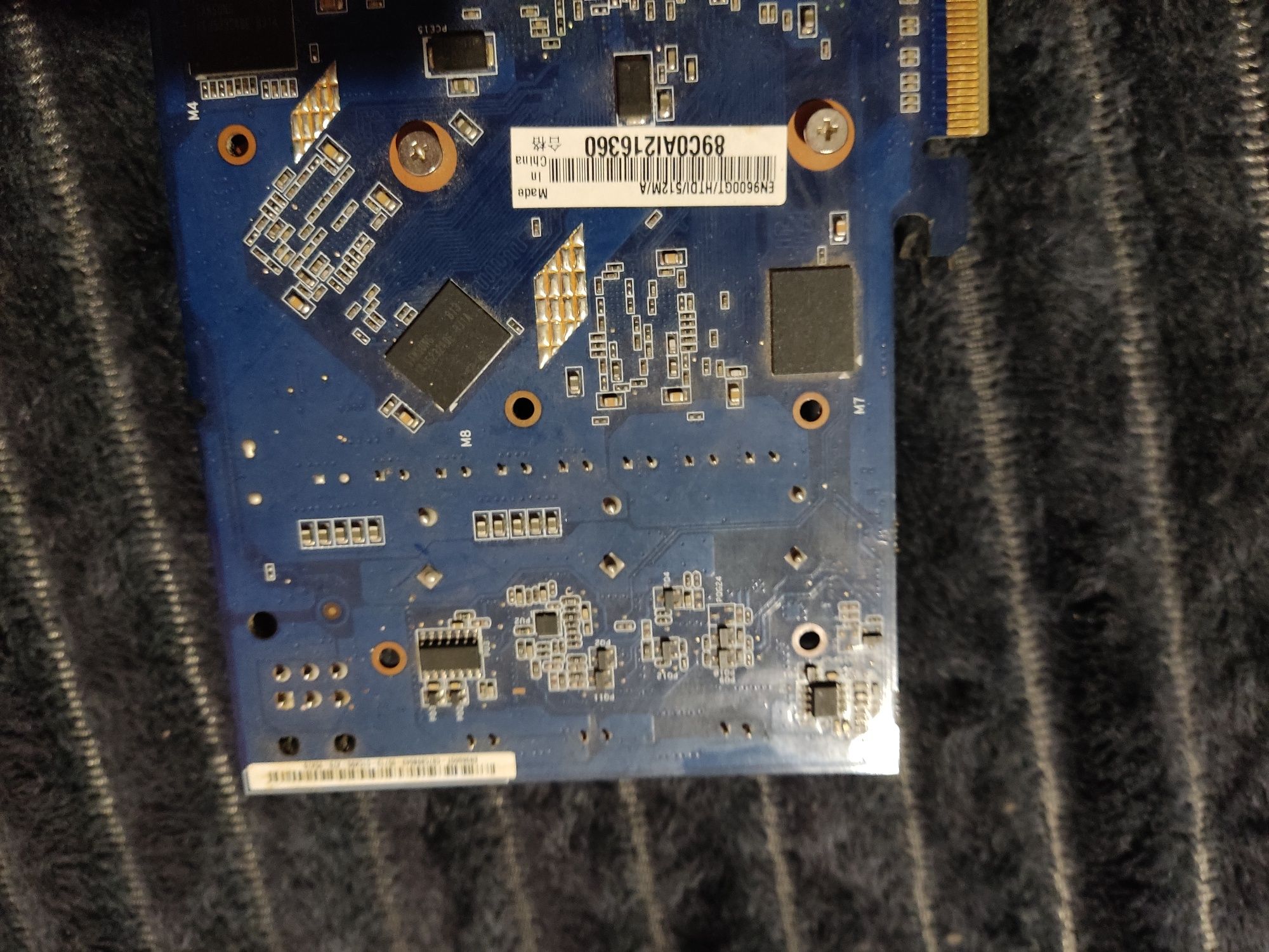 Відеокарта ASUS EN9600GT/HTDI/512M