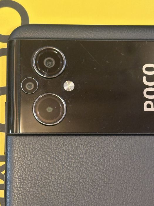 POCO M5 4/128 чорного кольру