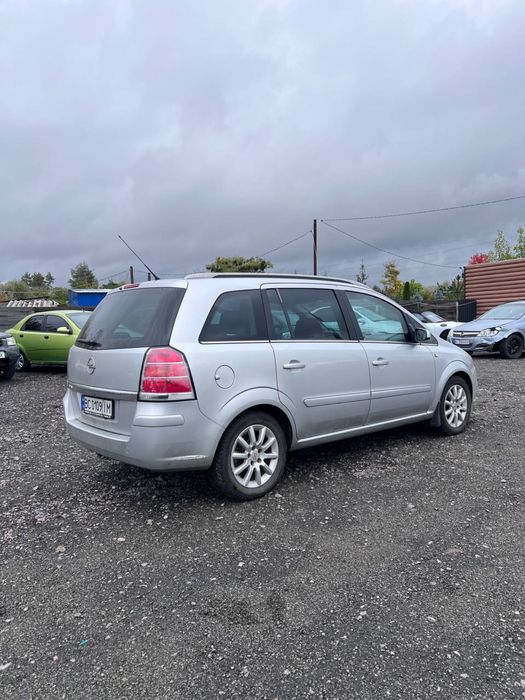 Продам Opel Zafira