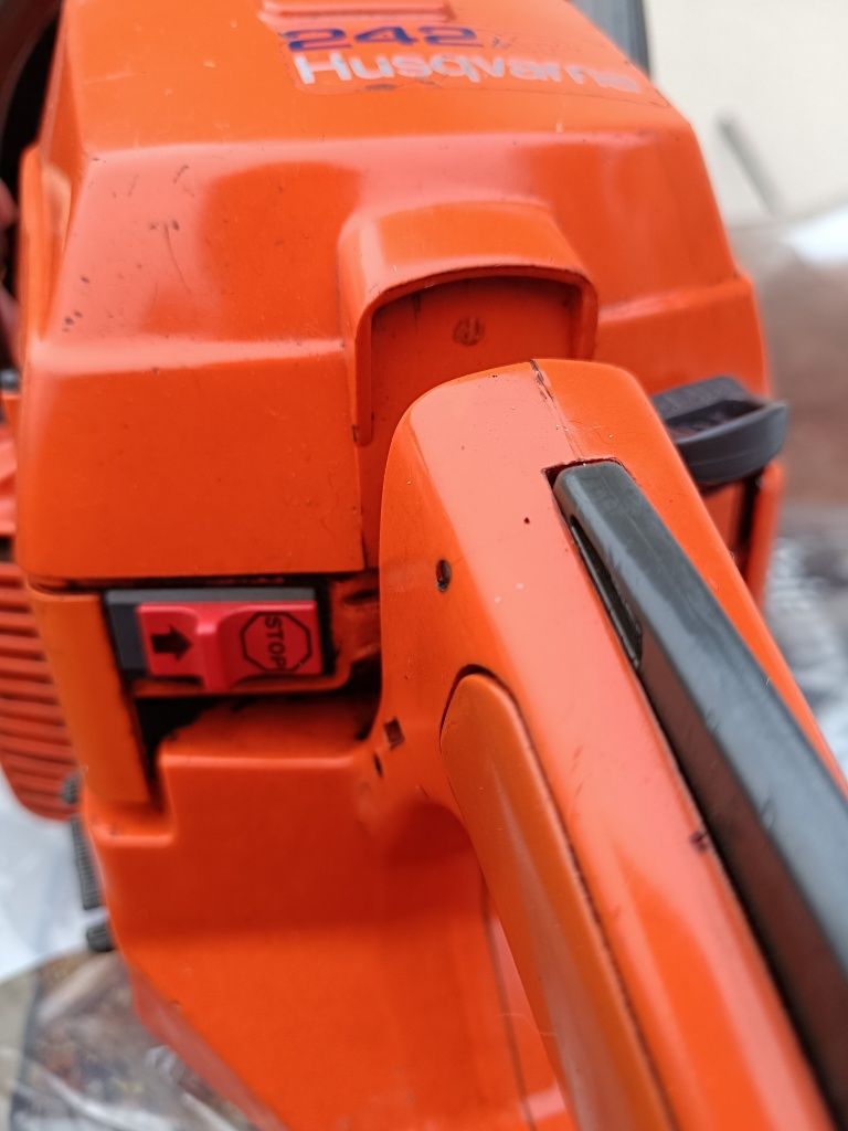 Piła spalinowa Pilarka Husqvarna 242XP
