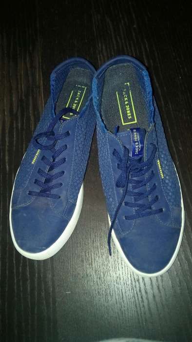 Calçado de homem em ótimo estado