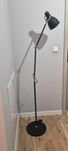 Lampa stojąca czarna 170 cm – regulowana, max 13W