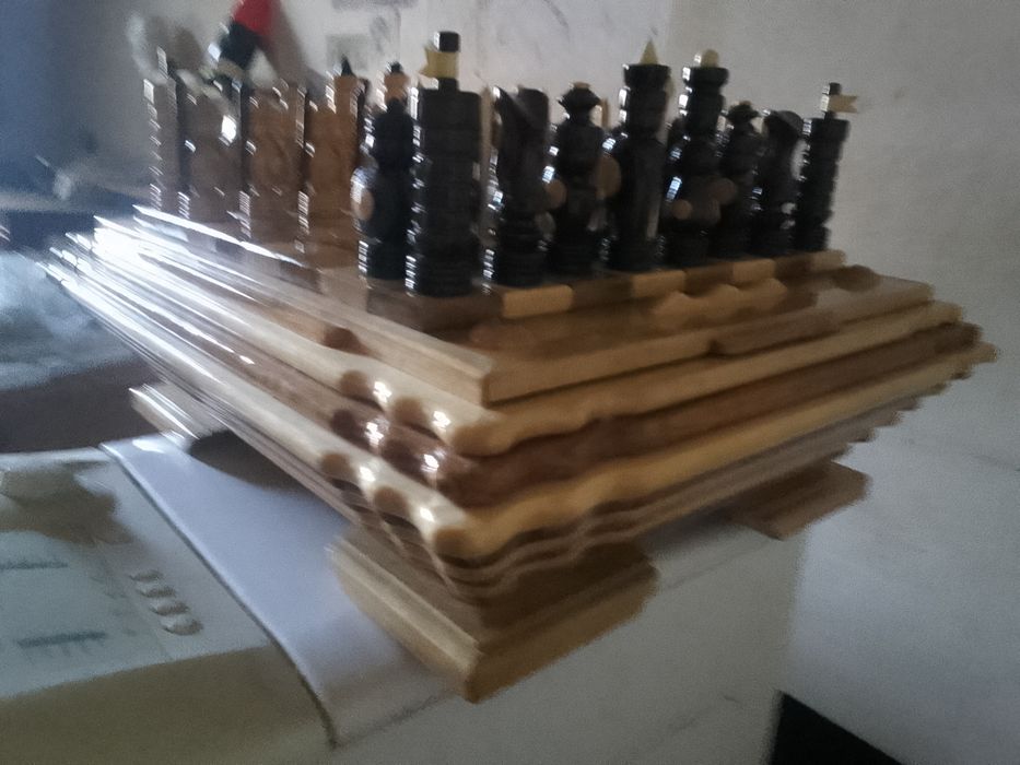 Шахматы крепость. Шахматы из дерева ореха. Наб.кух. 6 шт.предмет.орех.