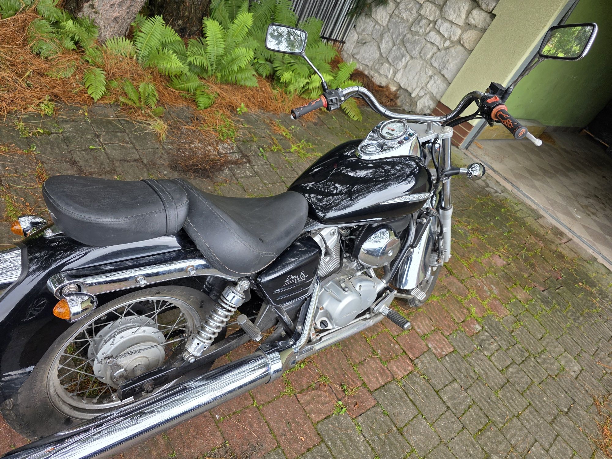 Honda shadow 125