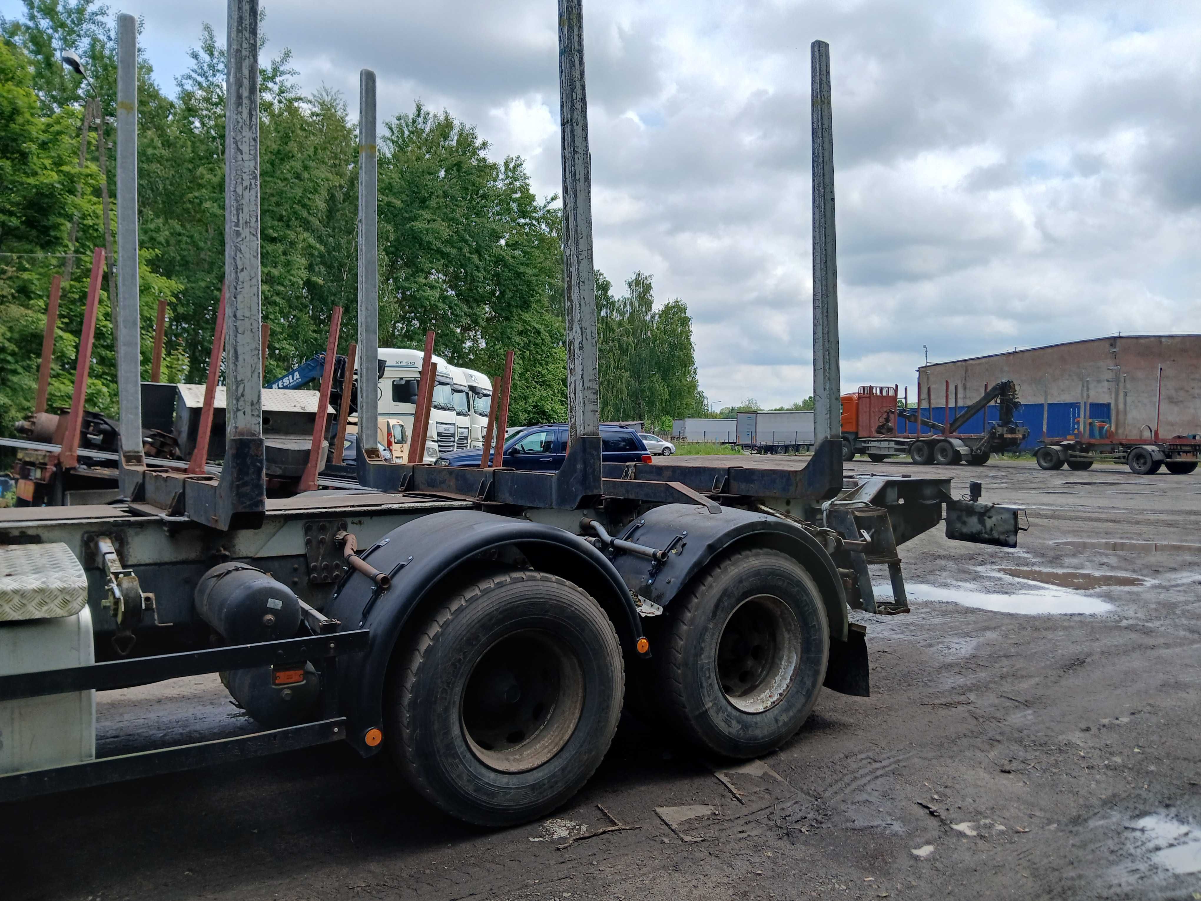 Scania 6x4 do lasu