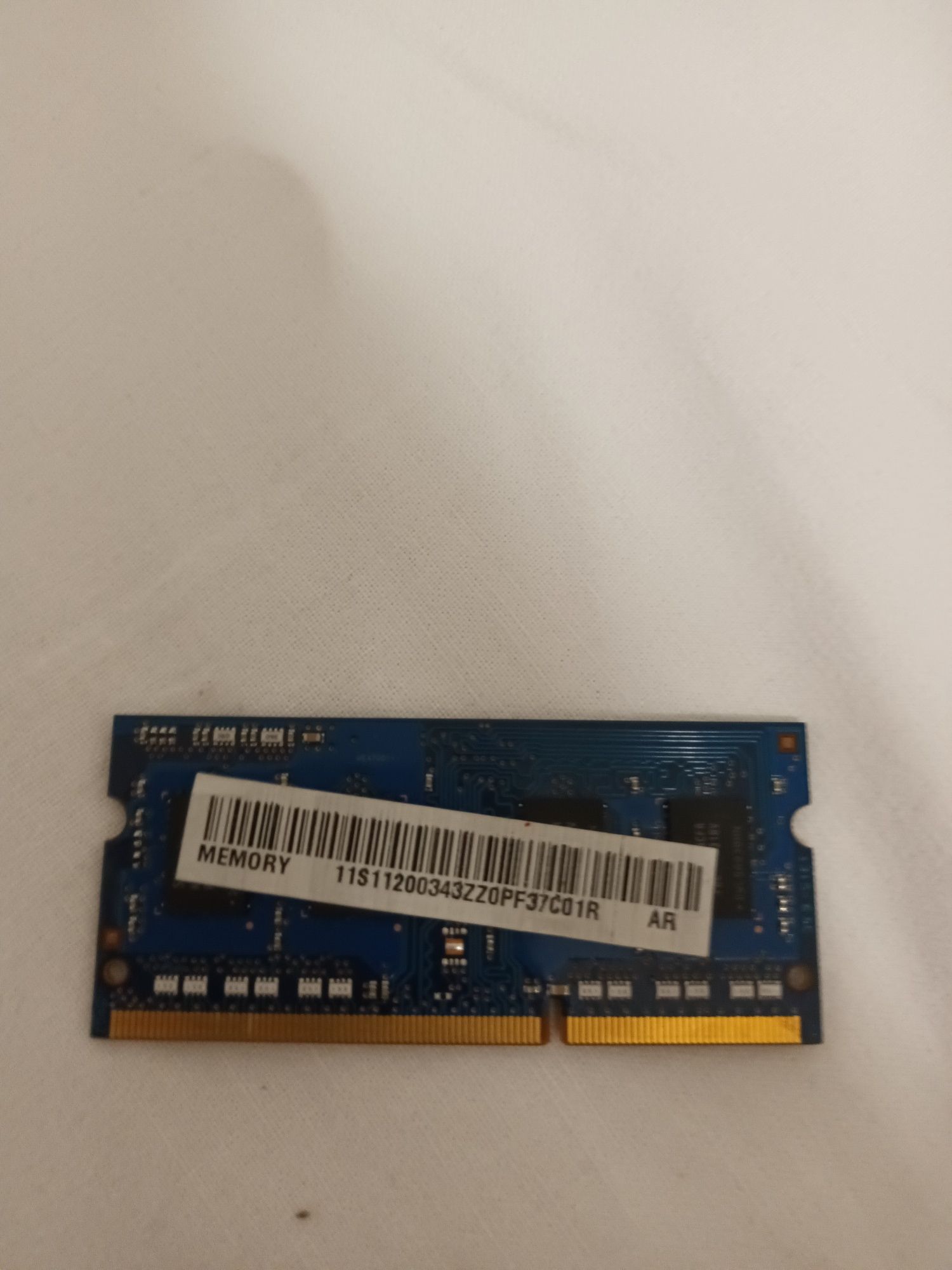 Оперативна пам'ять для ноутбука SODIMM Hynix DDR3 2Gb 1600MHz PC3-1280