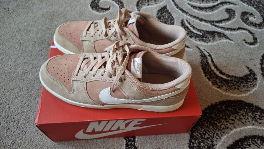 Nike Dunk Retro SE